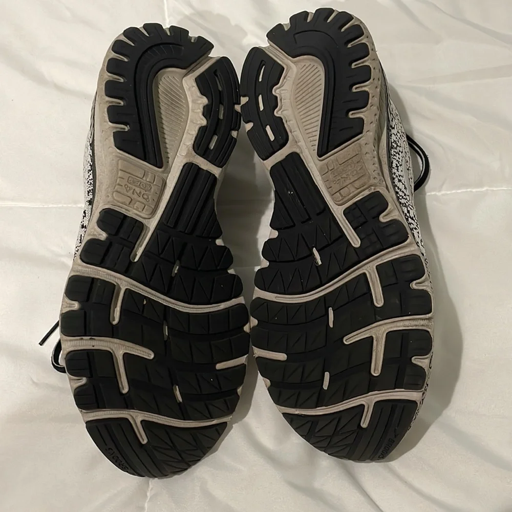 Brooks Adrenaline Sneakers - Picture 4 of 7